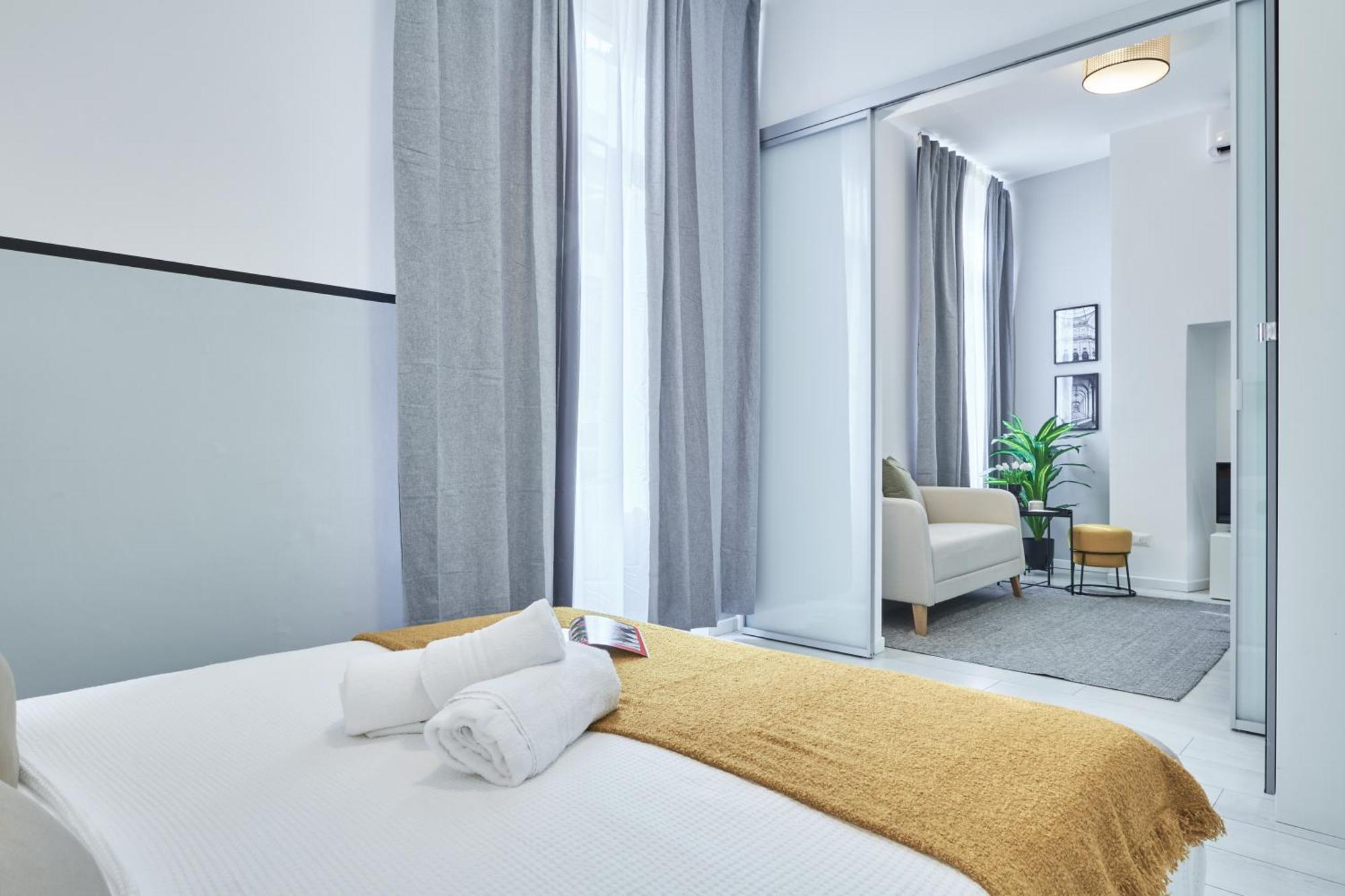 Elegante Appartamento Minimal Dai Tocchi Botanici Milano Eksteriør billede