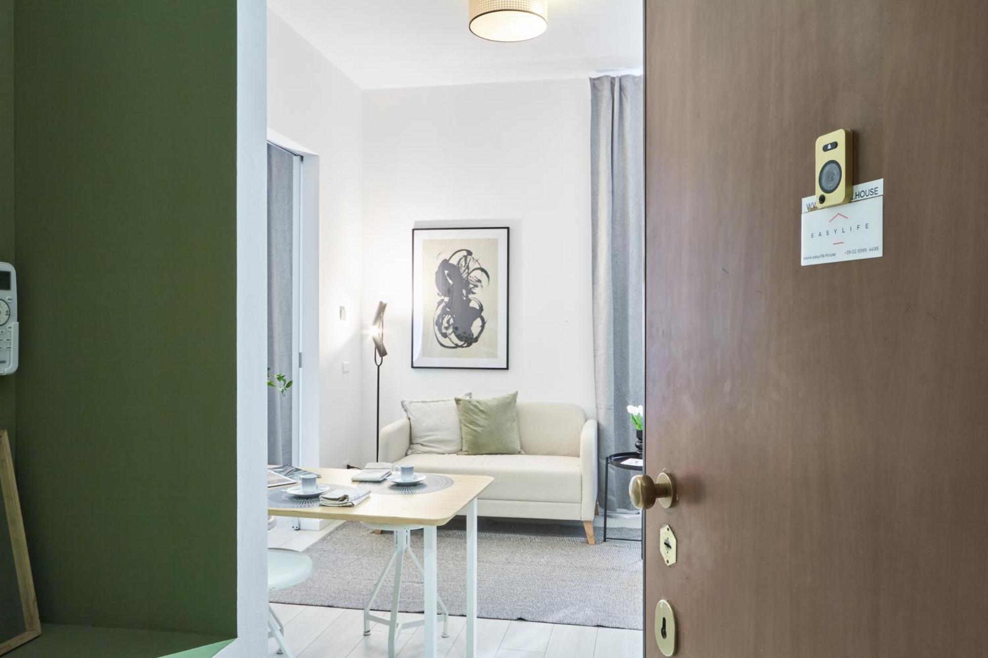 Elegante Appartamento Minimal Dai Tocchi Botanici Milano Eksteriør billede
