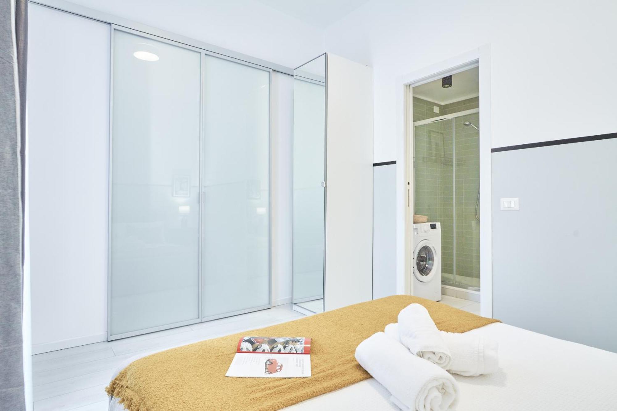 Elegante Appartamento Minimal Dai Tocchi Botanici Milano Eksteriør billede
