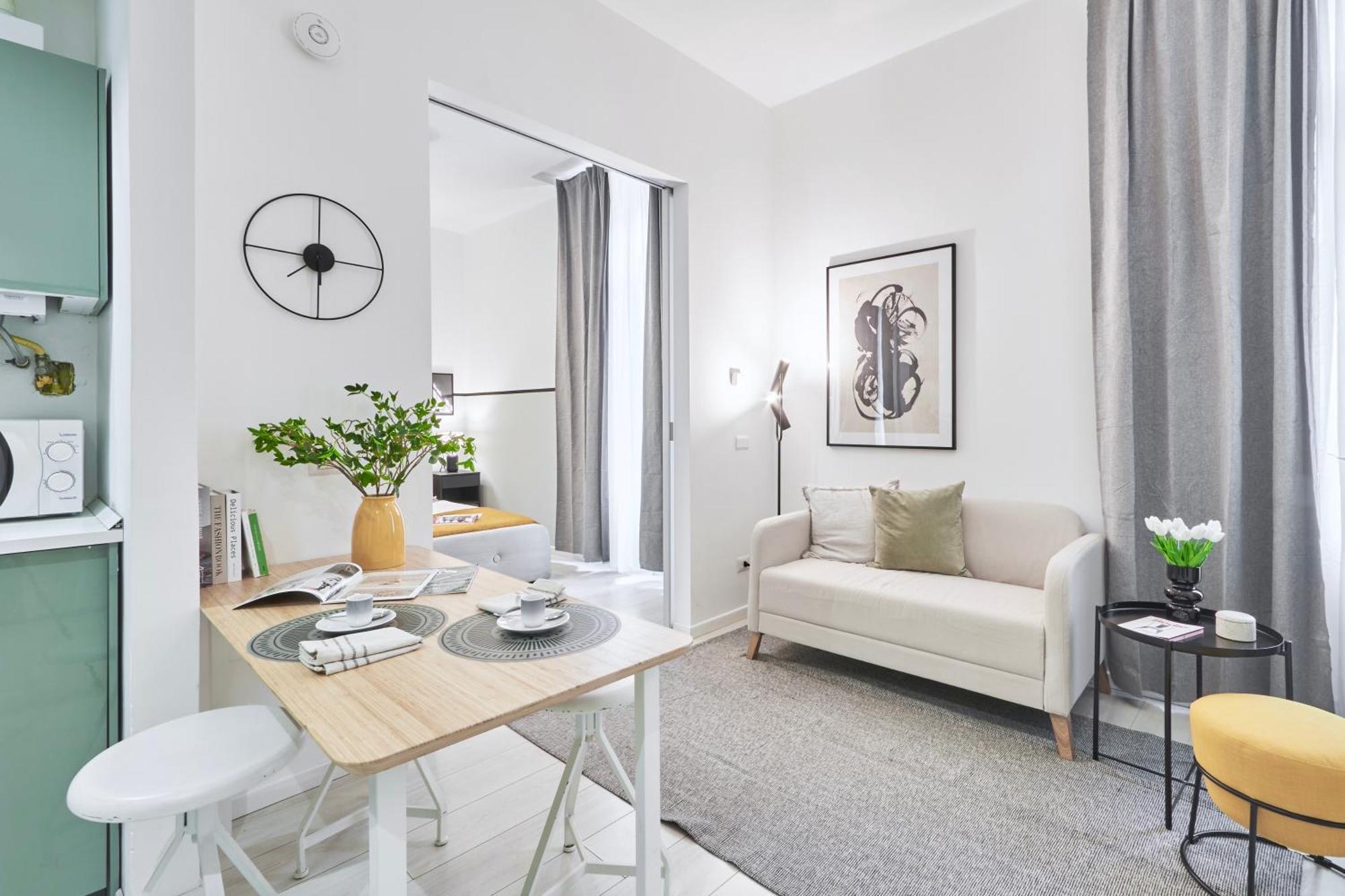 Elegante Appartamento Minimal Dai Tocchi Botanici Milano Eksteriør billede