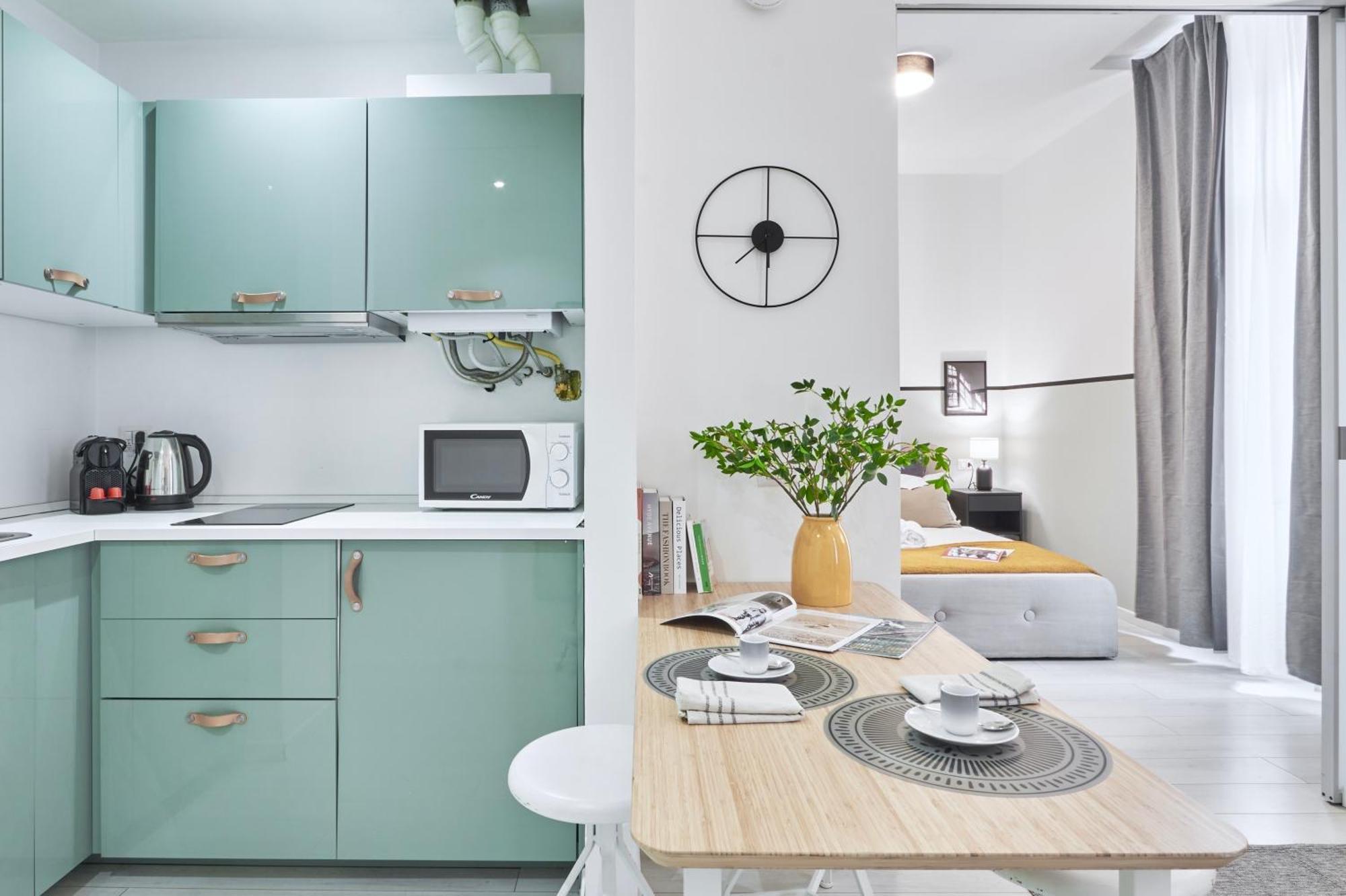 Elegante Appartamento Minimal Dai Tocchi Botanici Milano Eksteriør billede